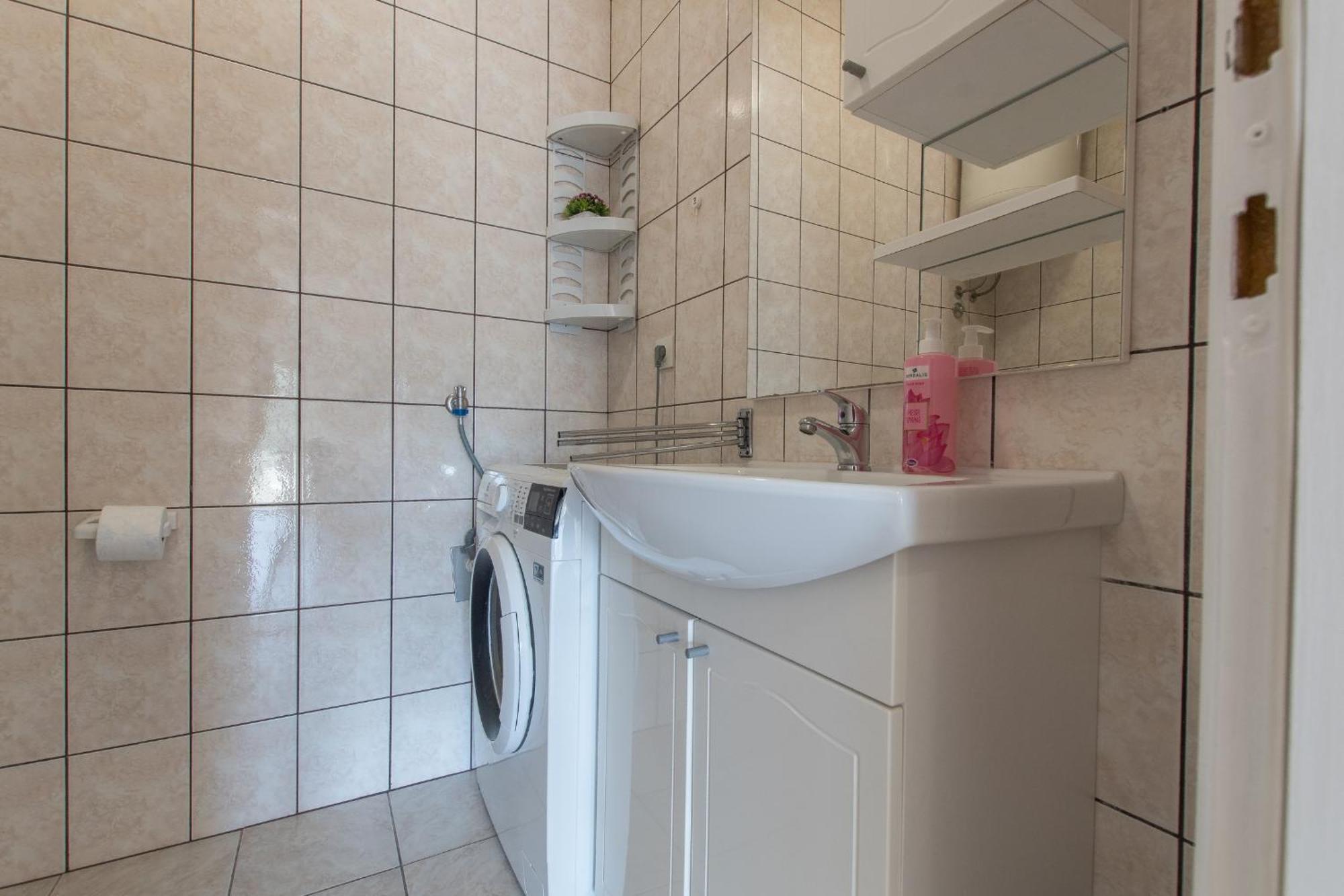 Apartments Senka Макарска Экстерьер фото